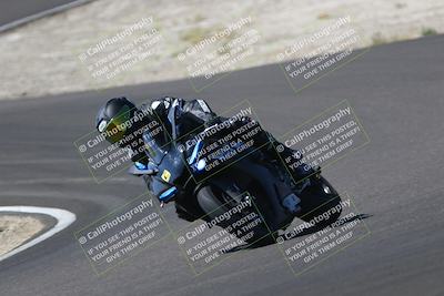 media/Sep-21-2025-TrackDaz (Sun) [[277c75b276]]/C Group/1140pm (Turn 3)/
